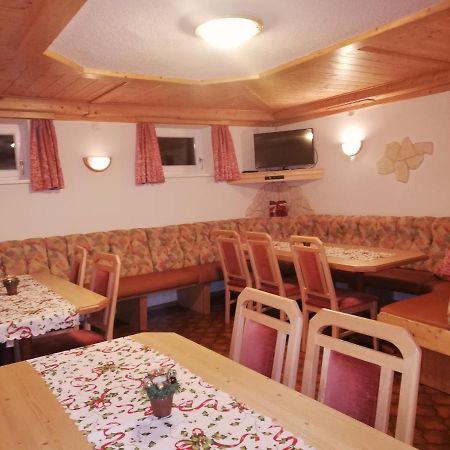 Pension Schoepf Arzl im Pitztal Exterior foto