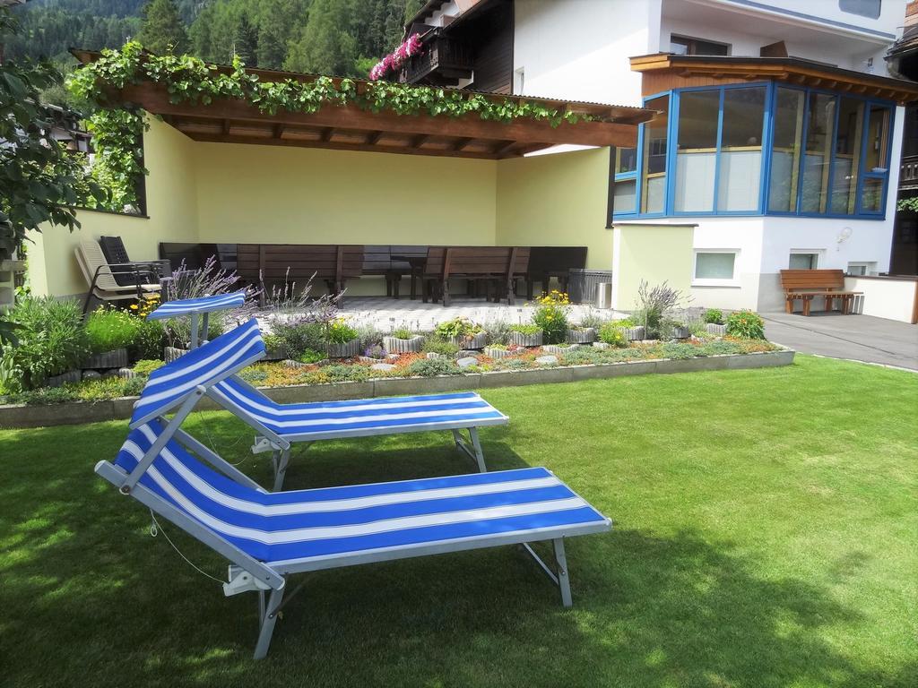 Pension Schoepf Arzl im Pitztal Exterior foto